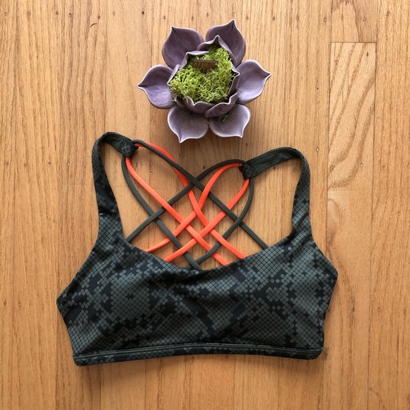 lululemon athletica Other - Lululemon free to be bra